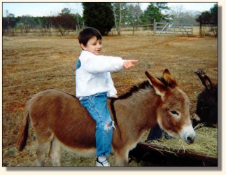 Tyler points the way for Maddie!